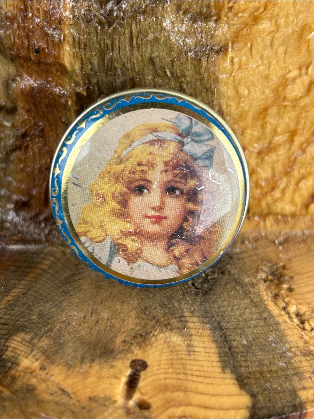 Vintage Blue and Gold Portrait Pill Box